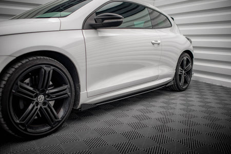 Street Pro Seitenschweller + Flaps Volkswagen Scirocco R MK3 / MK3 Facelift