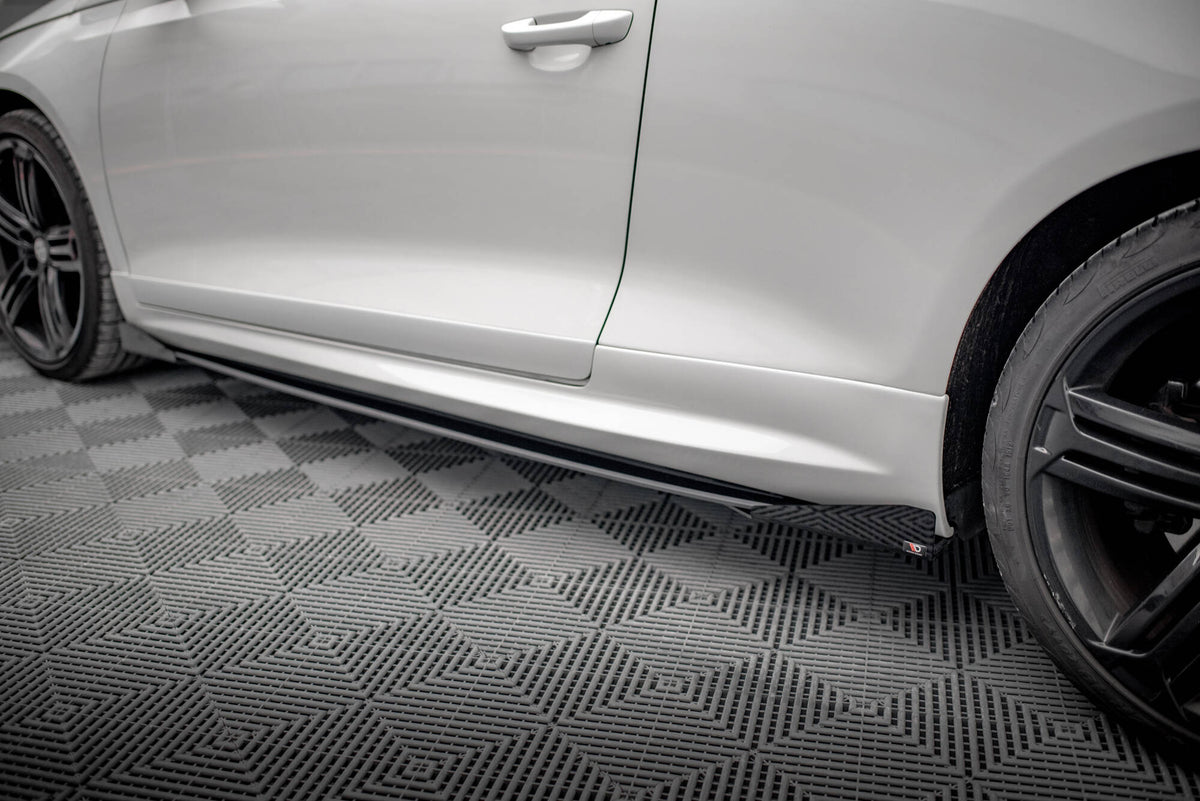 Street Pro Seitenschweller + Flaps Volkswagen Scirocco R MK3 / MK3 Facelift