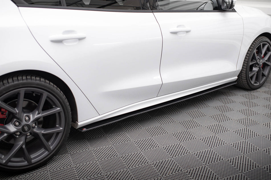 Street Pro Seitenschweller Ford Focus ST / ST-Line MK4