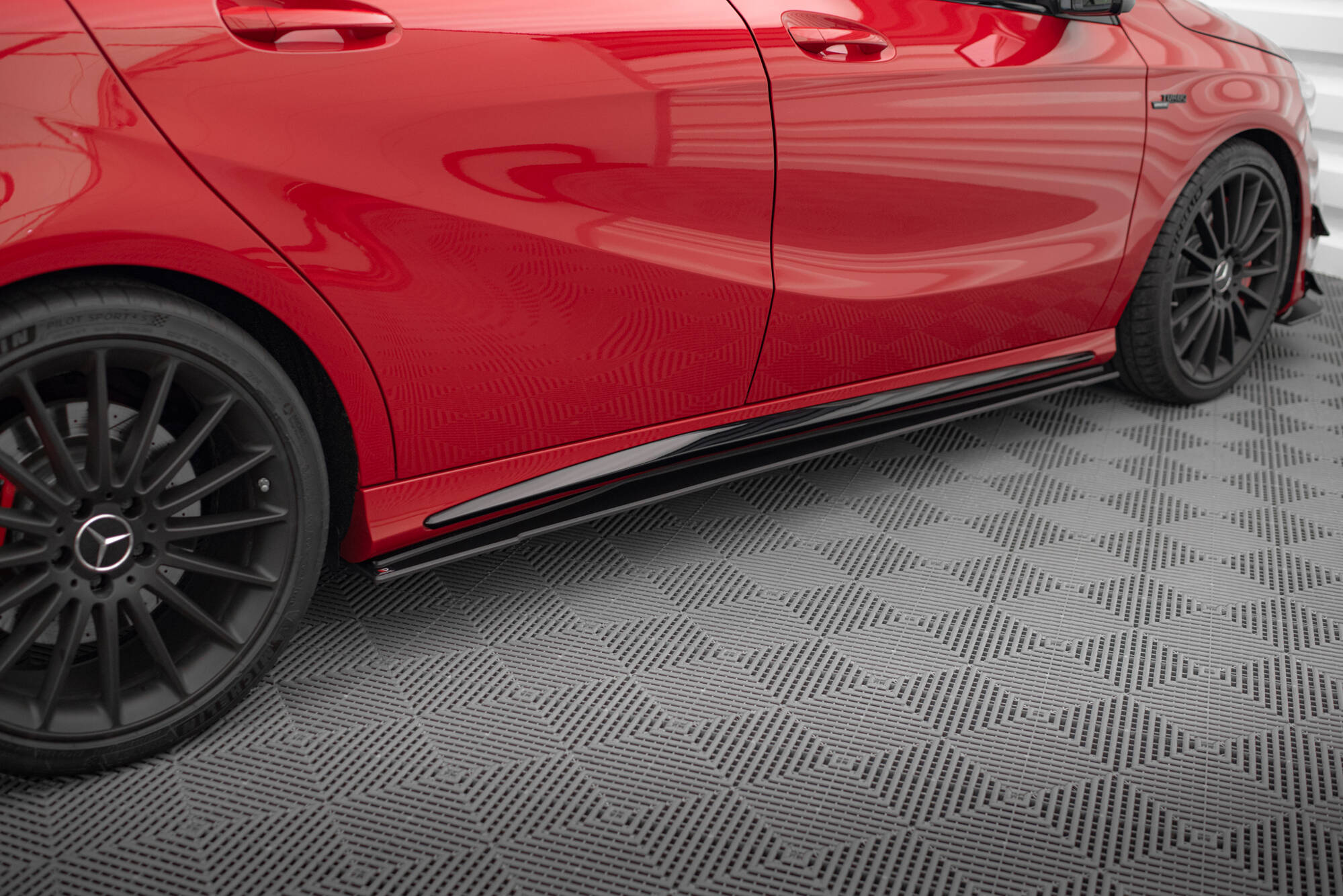 Street Pro Seitenschweller Mercedes-Benz A 45 AMG W176 Facelift