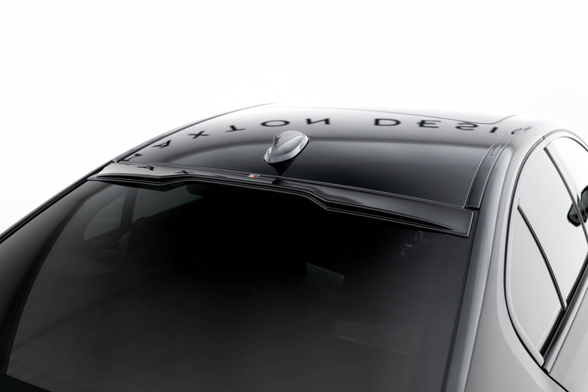 Heck Mittlerer Diffusor BMW M550i / 5 M-Pack Sedan G30