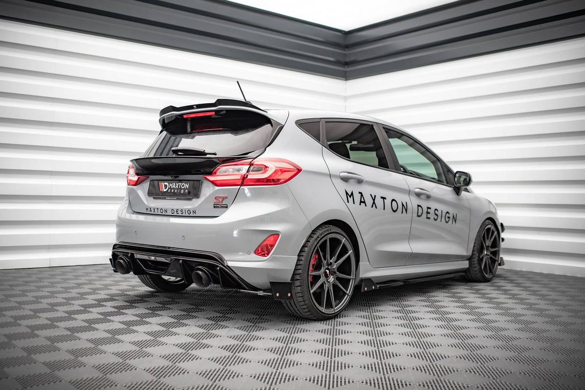 Die Erweiterung der Heckscheibe Ford Fiesta Standard/ ST-Line/ ST
