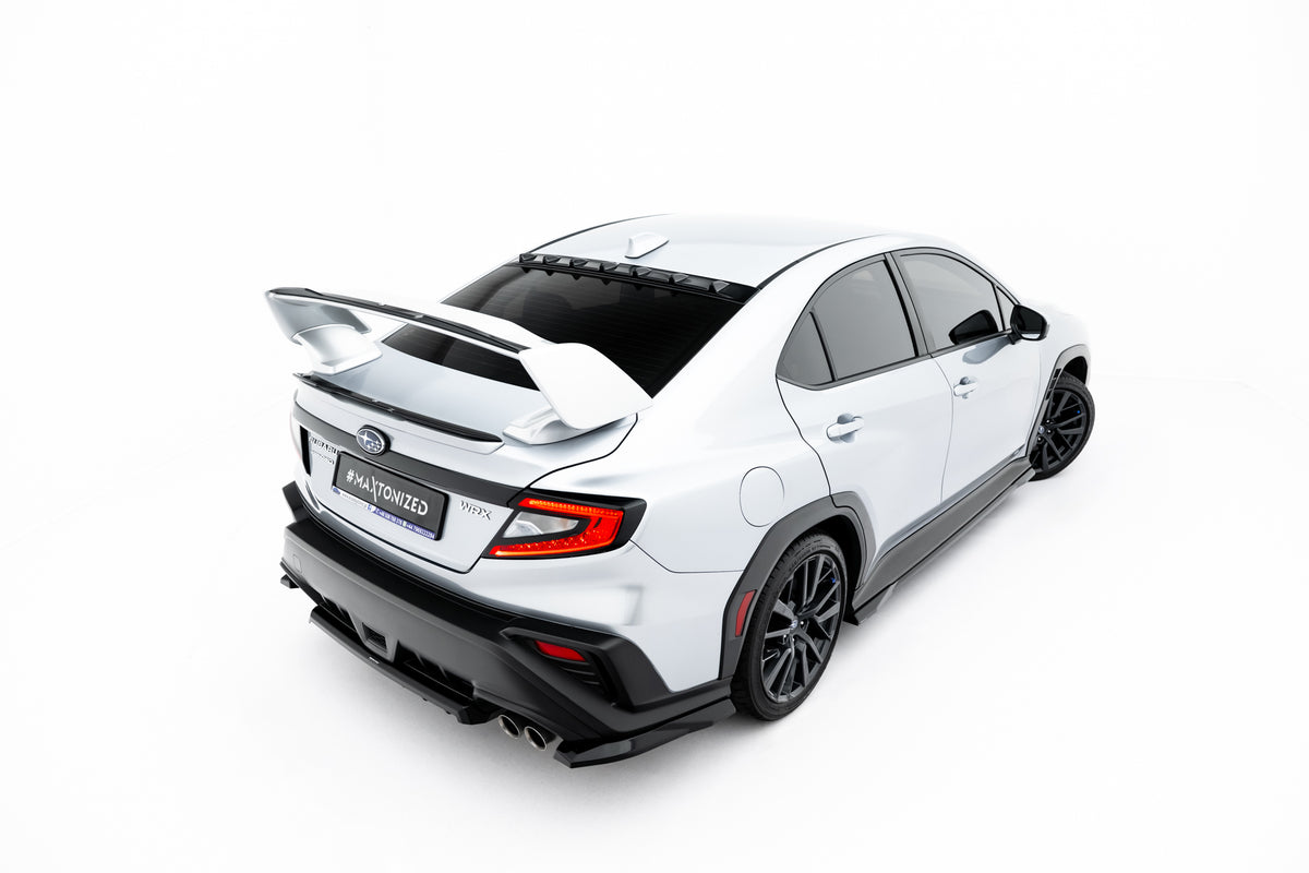 Die Erweiterung der Heckscheibe Subaru WRX STI MK2