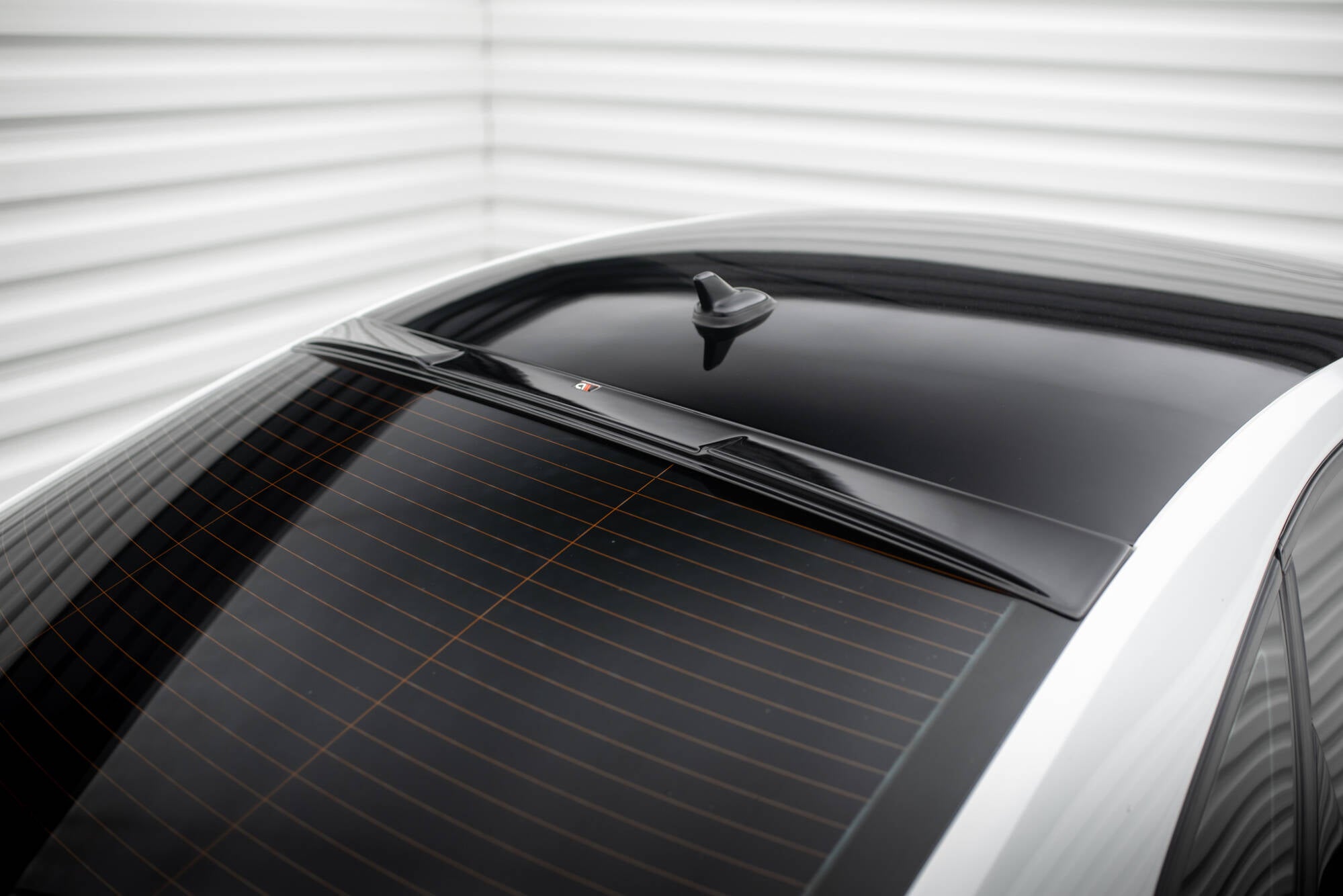 Heck Mittlerer Diffusor Volkswagen Passat GT B8 Facelift USA